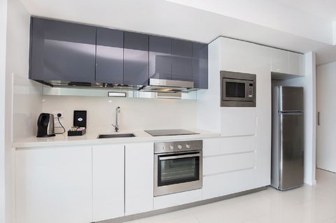 Gold Coast Private Apartments - H Residences, Surfers Paradise - Perths Hotel 24
