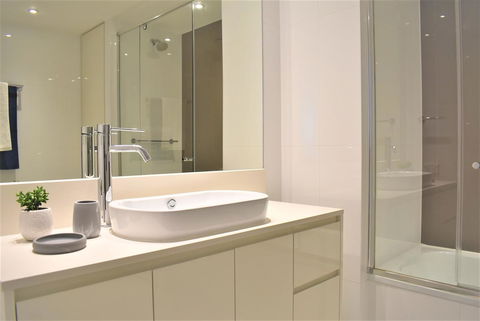 Gold Coast Private Apartments - H Residences, Surfers Paradise - Perths Hotel 13