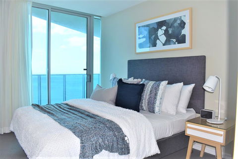 Gold Coast Private Apartments - H Residences, Surfers Paradise - Perths Hotel 5