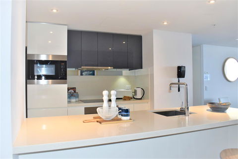 Gold Coast Private Apartments - H Residences, Surfers Paradise - Perths Hotel 7