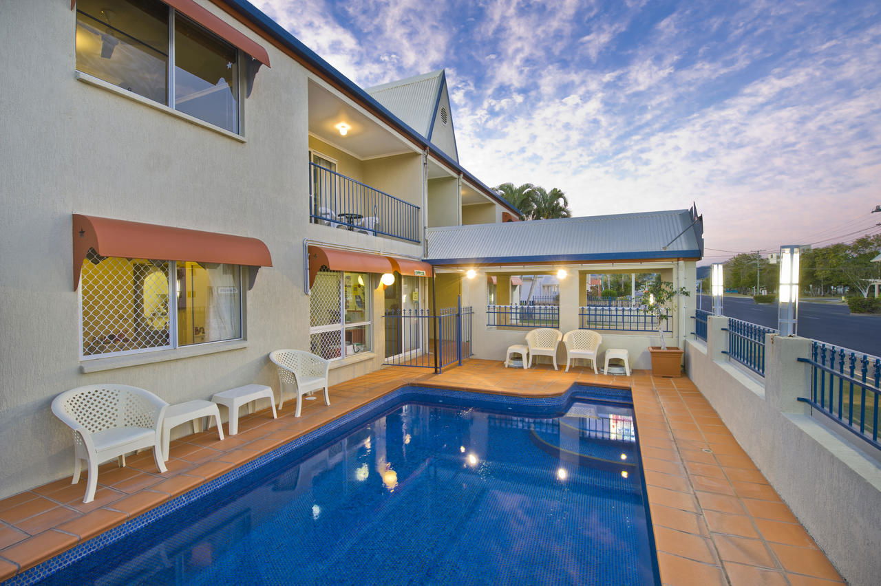 Allenstown QLD Perths Hotel