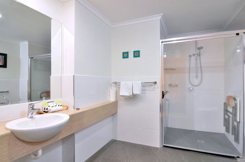 Le Cher Du Monde Adults Only - Perths Hotel 9