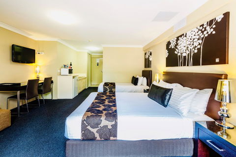 Ambassador On Ruthven - Perths Hotel 3