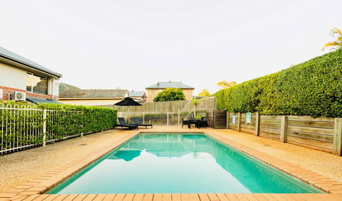 Ambassador On Ruthven - Perths Hotel 7