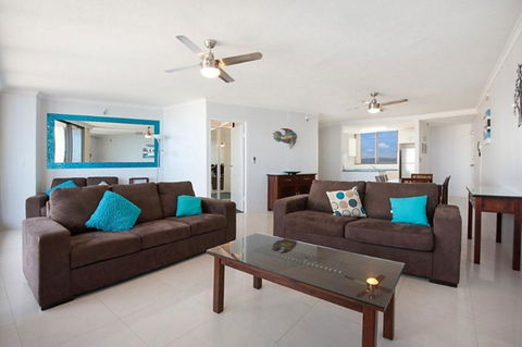 Surfers International Apartments - Perths Hotel 11