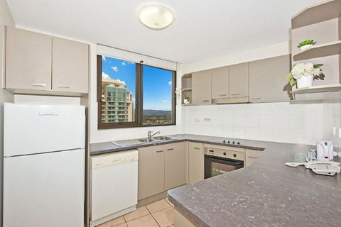 Surfers International Apartments - Perths Hotel 40