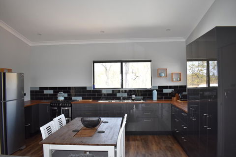 Ironbark House - Perths Hotel 43