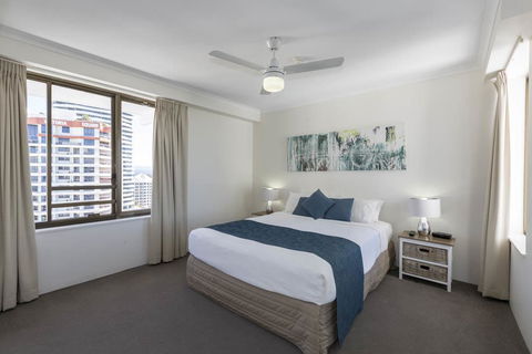 South Pacific Plaza - Official - Perths Hotel 10