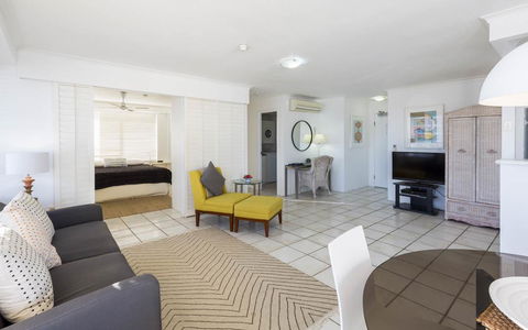 South Pacific Plaza - Official - Perths Hotel 25