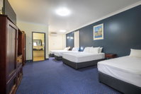 Book Atherton Accommodation Vacations Perths Hotel Perths Hotel