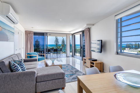 Coco Mooloolaba - Perths Hotel 2