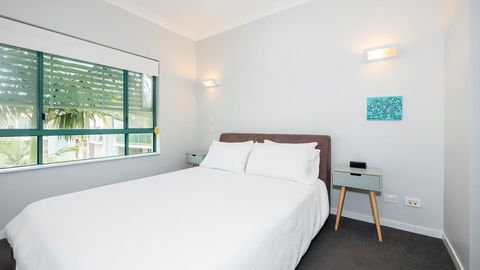 Currumbin Sands On The Beach - Perths Hotel 24