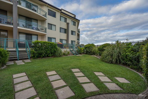 Currumbin Sands On The Beach - Perths Hotel 38