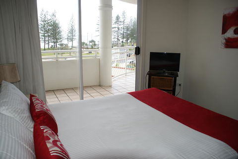 Aquarius Resort - Perths Hotel 7