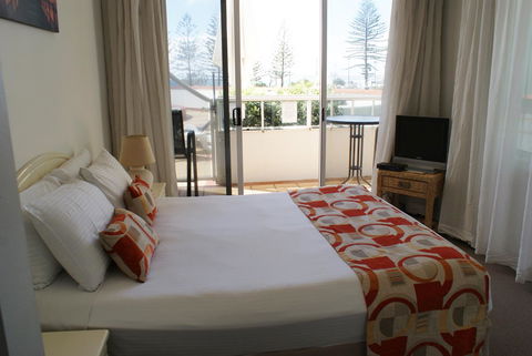Aquarius Resort - Perths Hotel 4