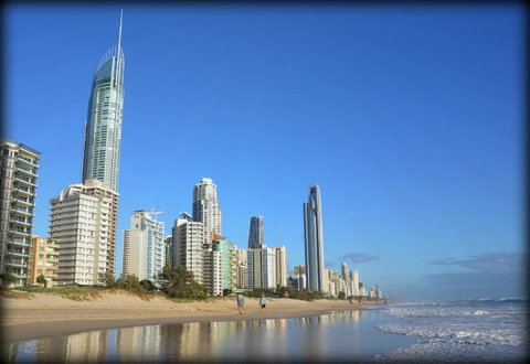 Moroccan Resort - HR Surfers Paradise - Perths Hotel 1