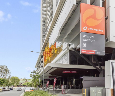 The Milton Brisbane - Perths Hotel 5