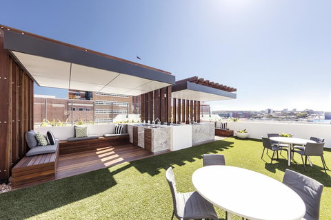 The Milton Brisbane - Perths Hotel 11