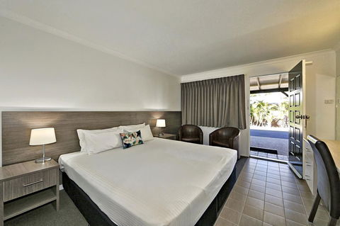 Smart Motels Bert Hinkler - Perths Hotel 24