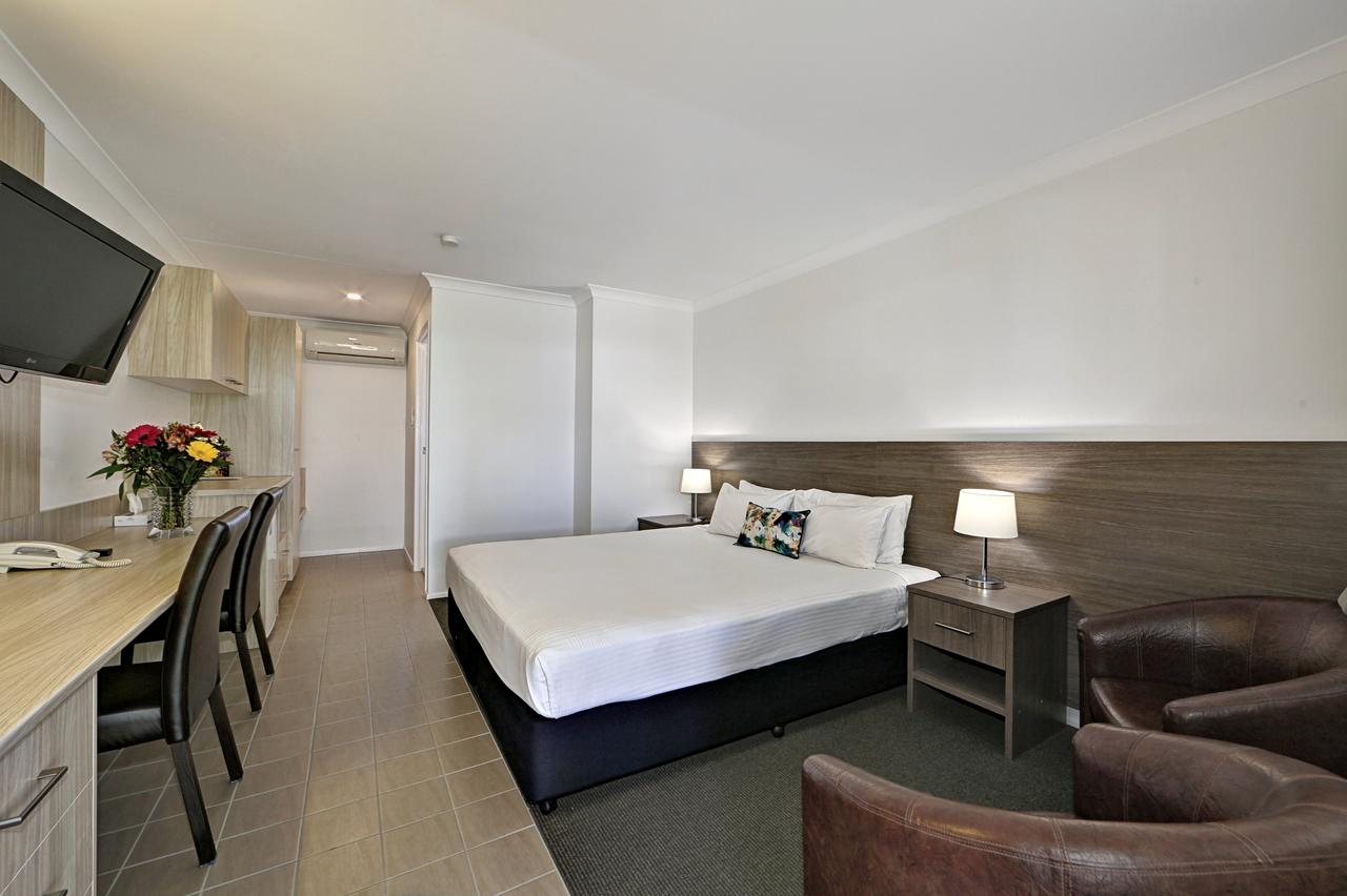 Ideraway QLD Perths Hotel
