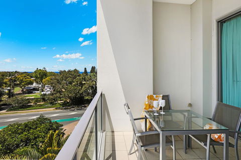 Element On Coolum Beach - Perths Hotel 24