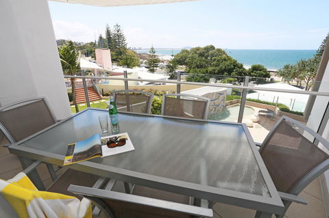Oceans Mooloolaba - Perths Hotel 6