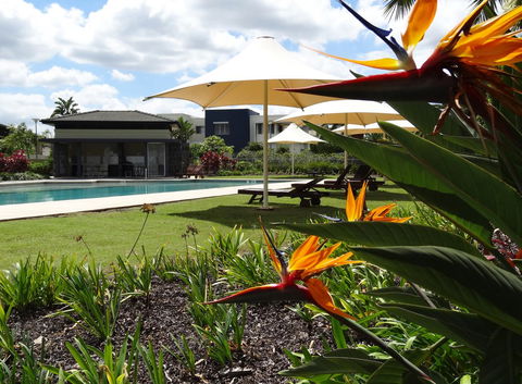 Waterfront Resort Villa With Buggy - Perths Hotel 24