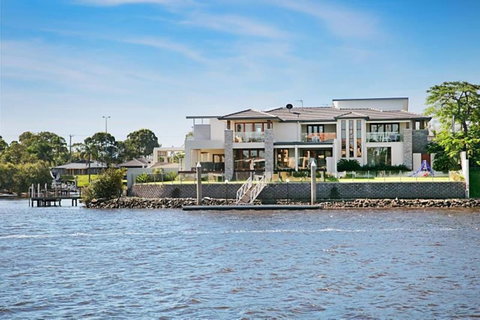 Riverfront Dream - Perths Hotel 0