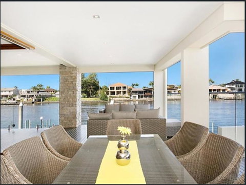 Riverfront Dream - Perths Hotel 28
