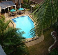 Noosa Yallambee Holiday Apartments - Perths Hotel