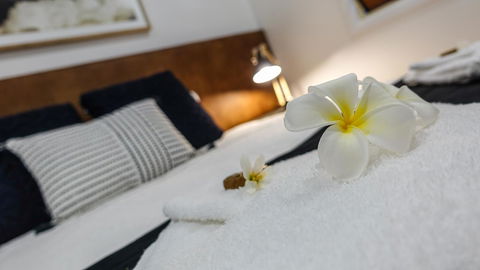 Blue Summit Hideaway - Perths Hotel 39