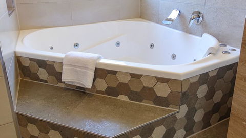 Blue Summit Hideaway - Perths Hotel 37