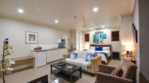 Blue Summit Hideaway - Perths Hotel 15