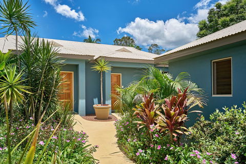 Blue Summit Hideaway - Perths Hotel 0