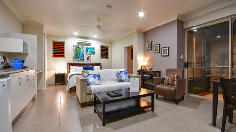 Blue Summit Hideaway - Perths Hotel 19