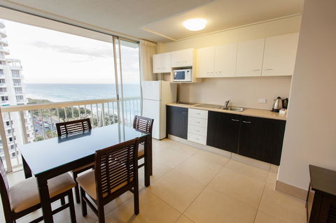 Chateau Beachside Resort - Perths Hotel 18