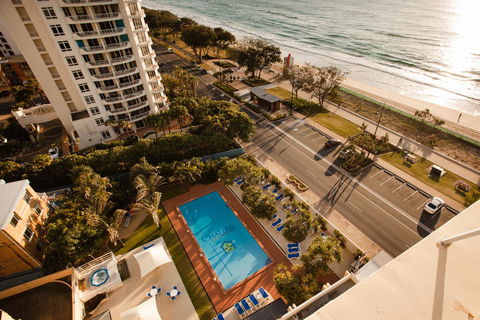 Chateau Beachside Resort - Perths Hotel 2