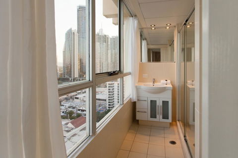 Chateau Beachside Resort - Perths Hotel 28