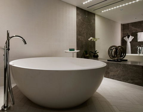 Sofitel Brisbane Central - Perths Hotel 7