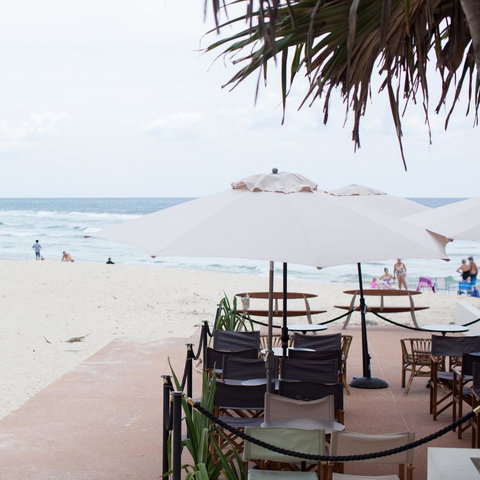 Burleigh Beach Tower - Perths Hotel 7