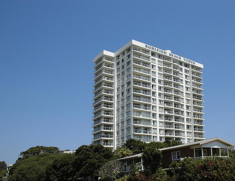 Burleigh Beach Tower - Perths Hotel 4