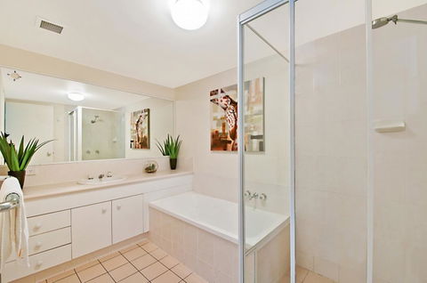 Champelli Palms Apartments - Perths Hotel 5