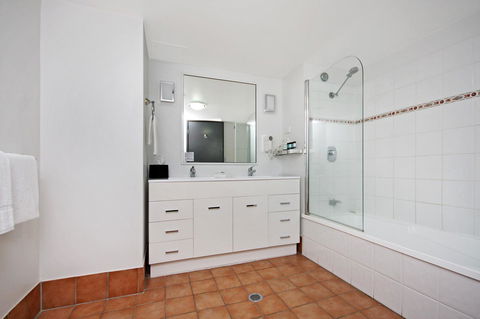 Sovereign On The Gold Coast - Perths Hotel 34