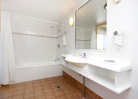 Sovereign On The Gold Coast - Perths Hotel 33