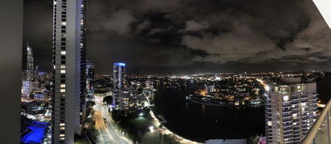 Private 2 Bedroom Apartment @ Chevron Towers - Perths Hotel 10