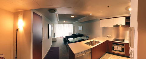 Private 2 Bedroom Apartment @ Chevron Towers - Perths Hotel 8