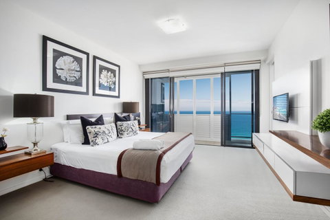 Ultra Broadbeach - Perths Hotel 18
