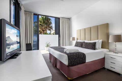 Ultra Broadbeach - Perths Hotel 22