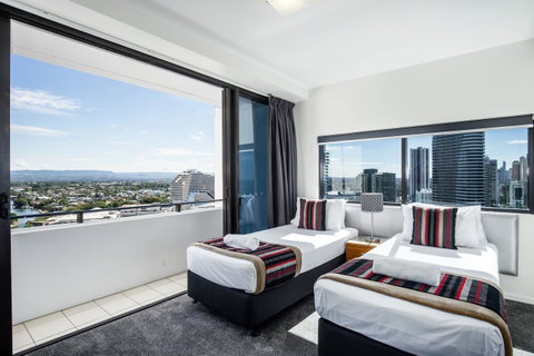 Ultra Broadbeach - Perths Hotel 27