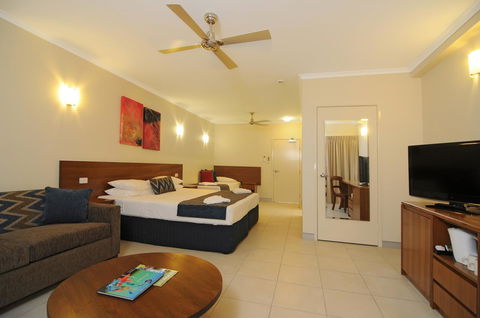 Cairns Queenslander Hotel & Apartments - Perths Hotel 6